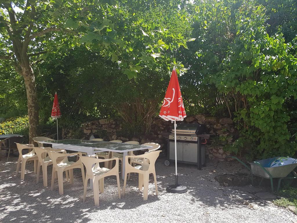 فيلا Niozellesفي La Magnanerie المظهر الخارجي الصورة